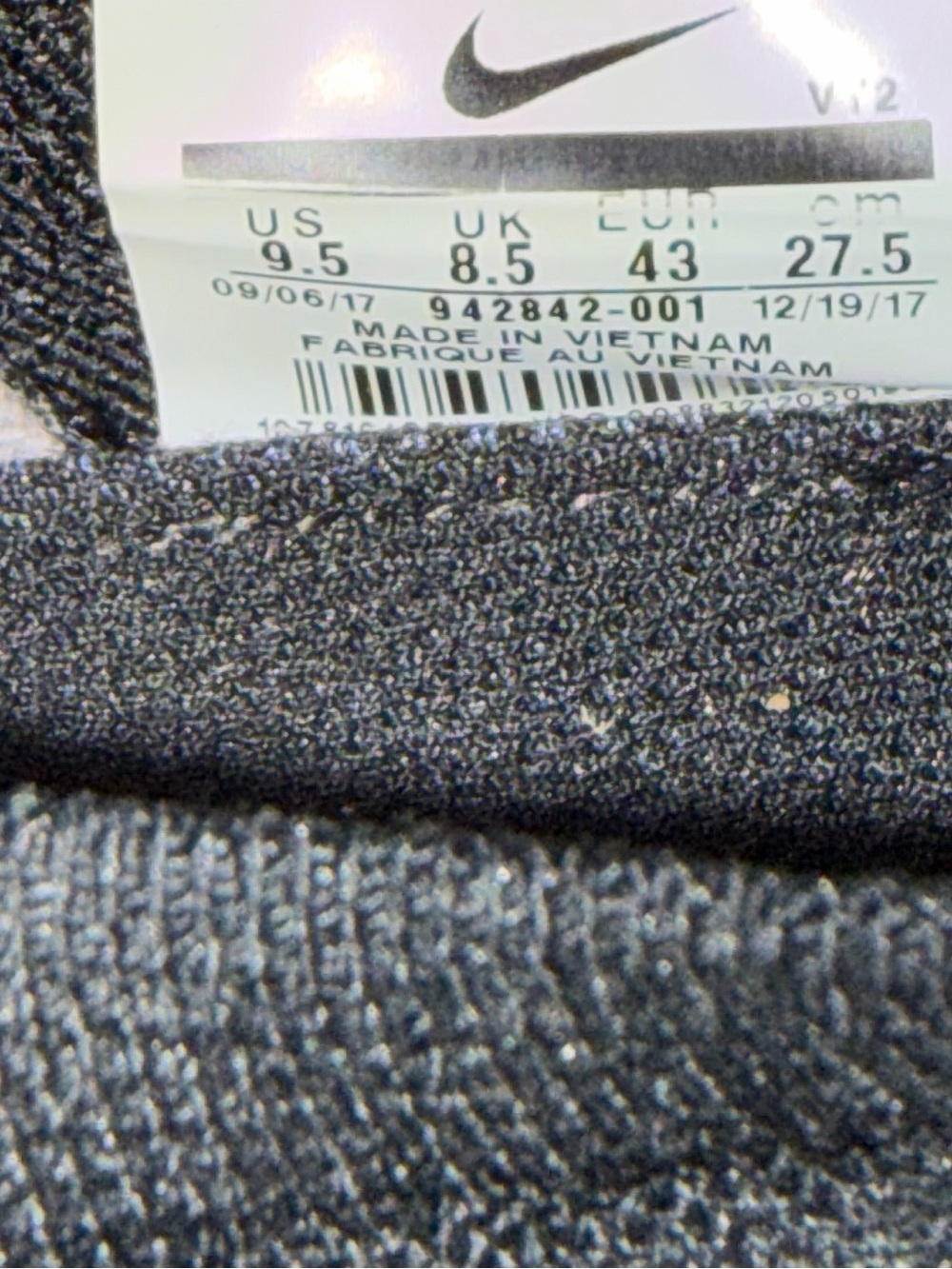 Nike Air VaporMax Flyknit 1 "Black White" (Style Code: 849558-011) - Picture 9 of 9